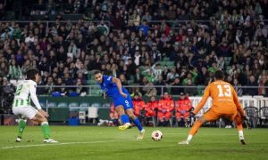 Cyriel Dessers scored a spectacular solo goal that contributed to Rangers' triumph over Real Betis. The victory secured Rangers' qualification for the knockout stage