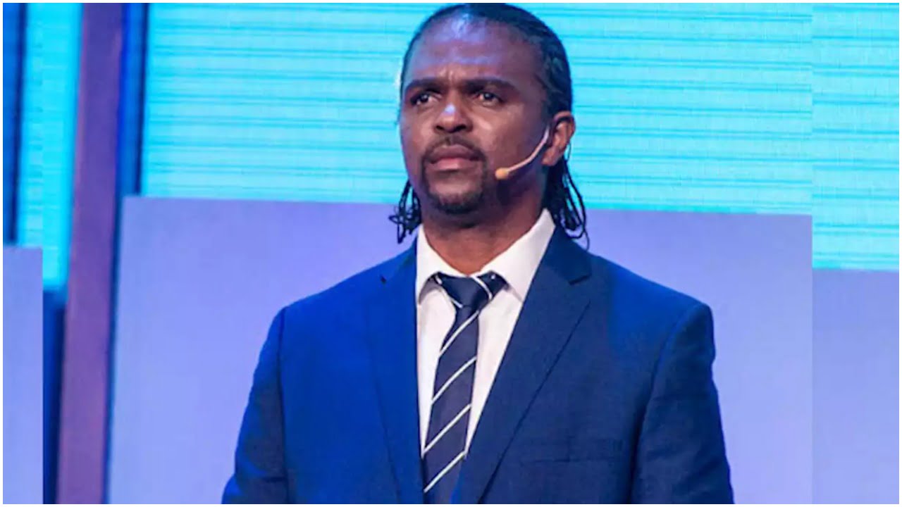 Kanu-Nwankwo-Enyimba-FC-Chairman