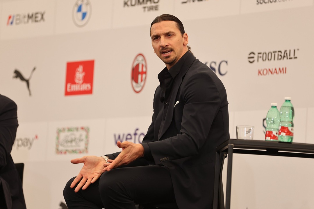 Zlatan-Ibrahimovic-explains-job-at-AC-Milan-at-press-conference