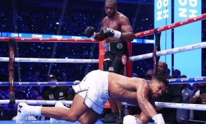 Anthony Joshua bows to dubois