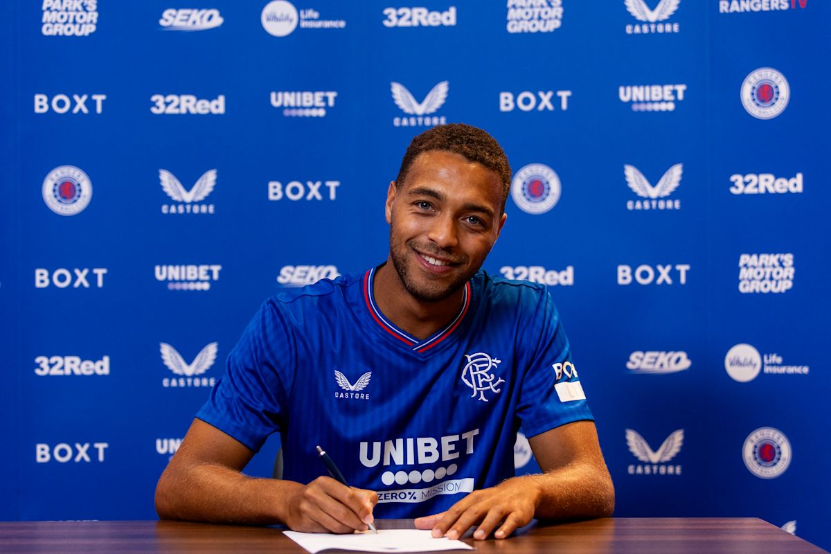 cyriel dessers on his way out of Rangers