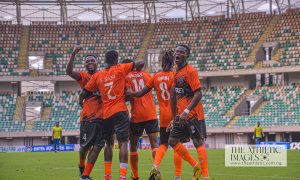 Akwa United earned a crucial 2-0 victory over Heartland FC in a dramatic NPFL clash at the Godswill Akpabio International Stadium, Uyo.