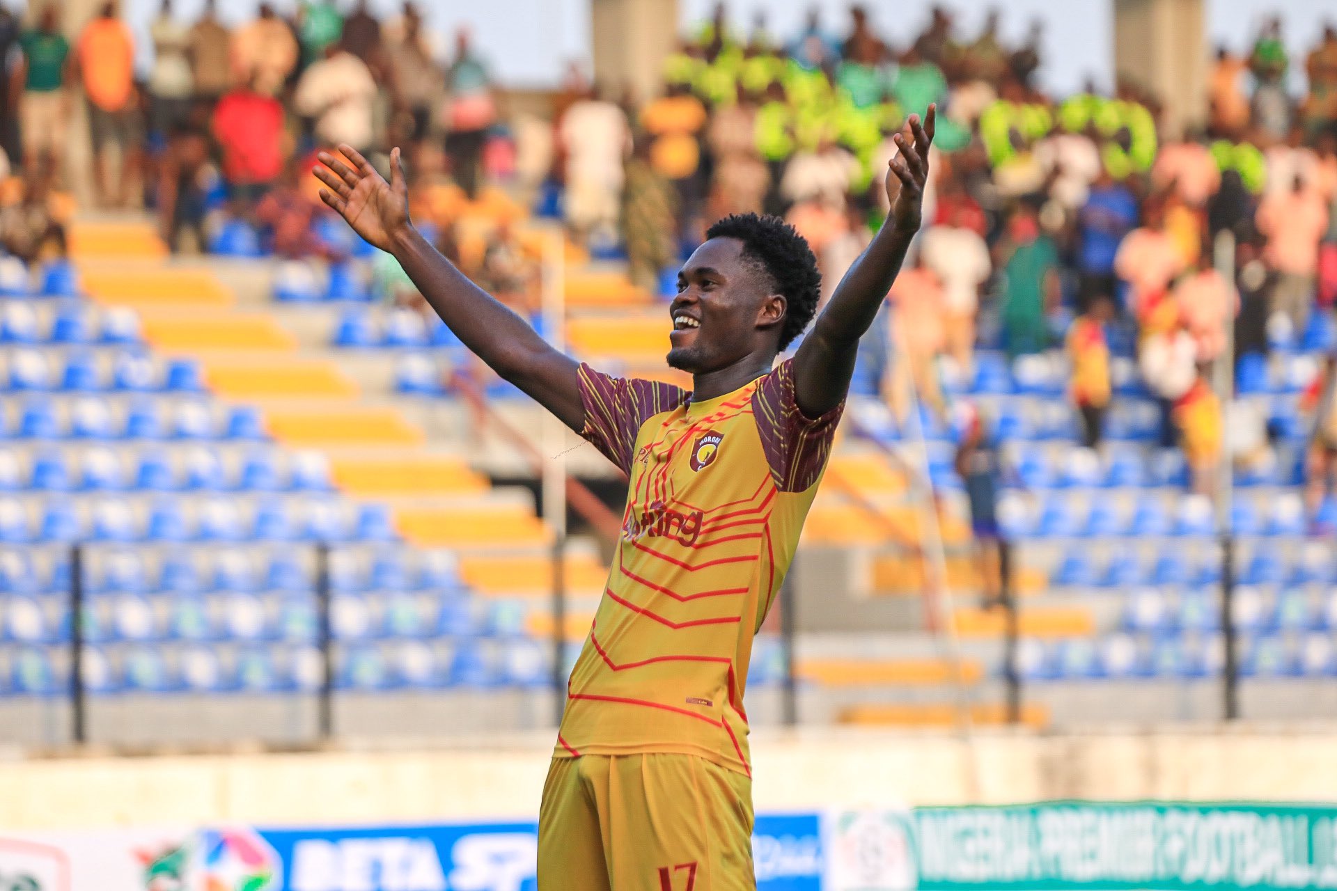 Ikorodu celebrating in the npfl. Rivers united