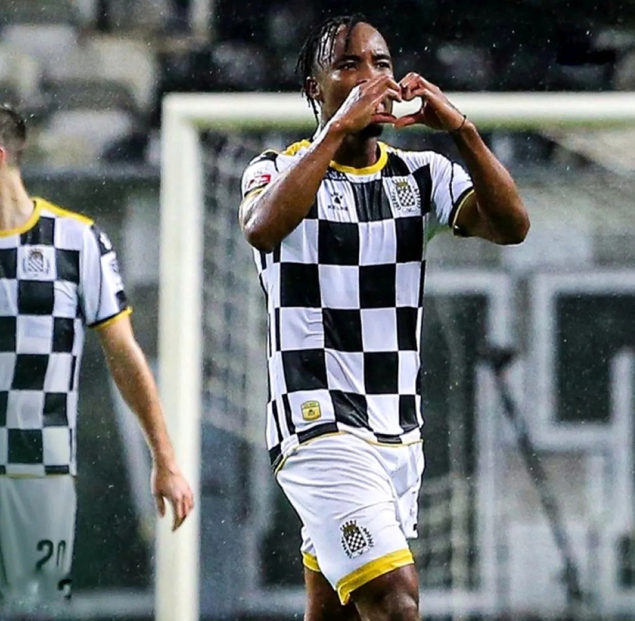 Nigerian defender Bruno Onyemaechi produced an impressive individual performance, contributing a goal and an assist in Boavista's loss.