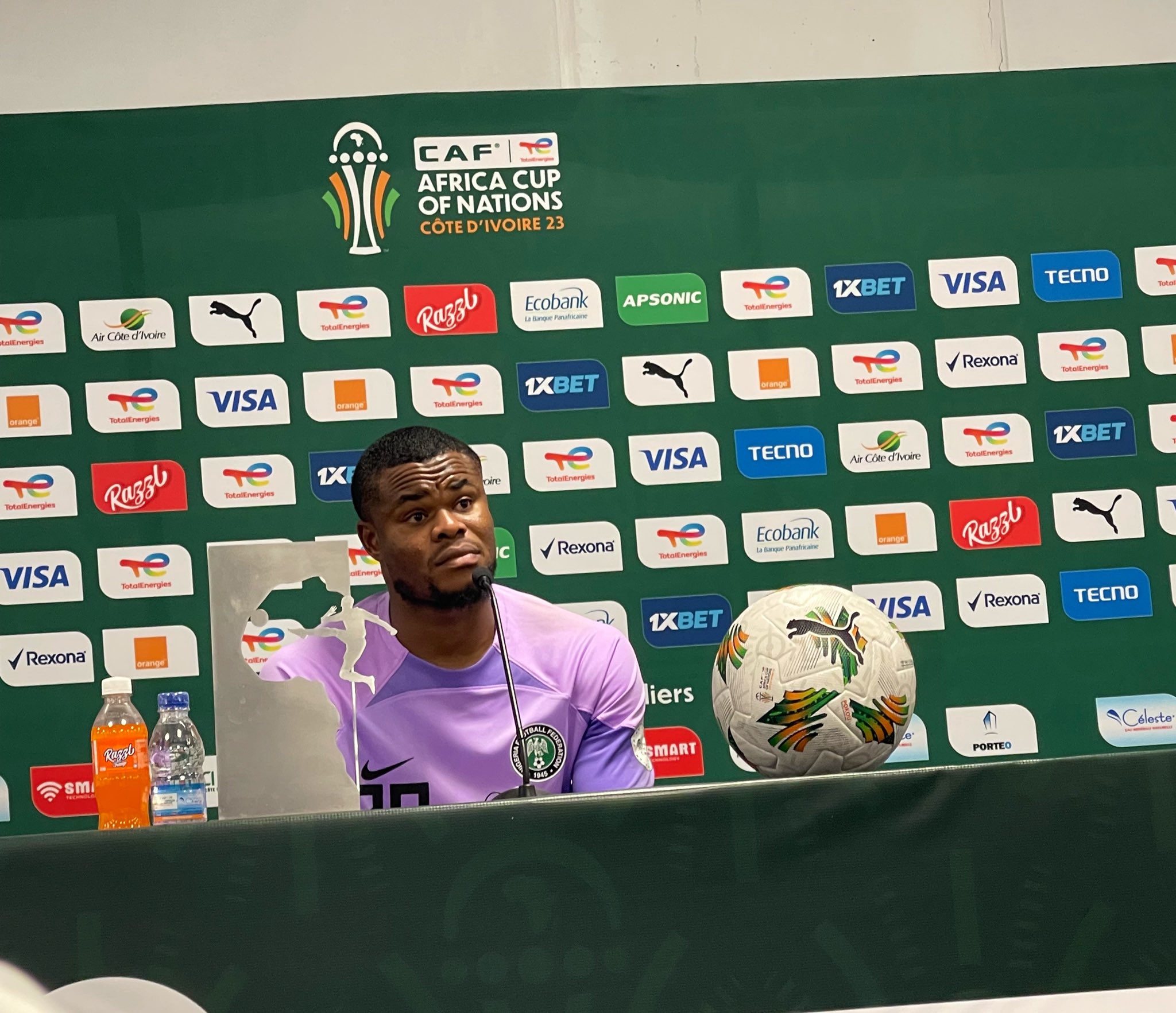 Super Eagles goalkeeper Stanley Nwabali has become the focal point of a swirling controversy following Chippa United’s loss to Kaizer Chiefs.