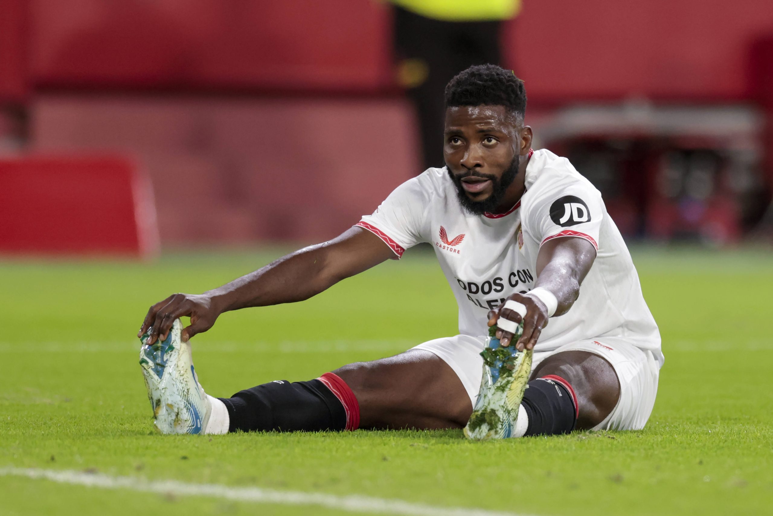 Olympique de Marseille, are reportedly in talks to sign Kelechi Iheanacho, the Sevilla and Super Eagles striker.