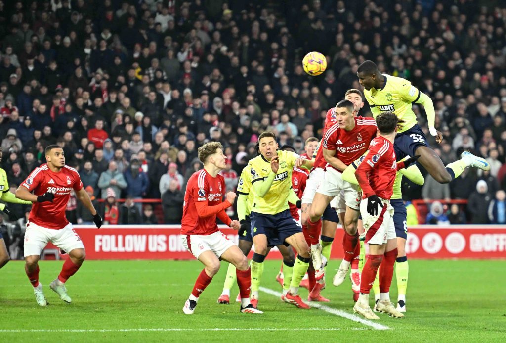 Southampton manager Ivan Jurić has praised Paul Onuachu for his resilience after the Nigerian striker scored his first Premier League goal, despite the team’s 3-2 loss.