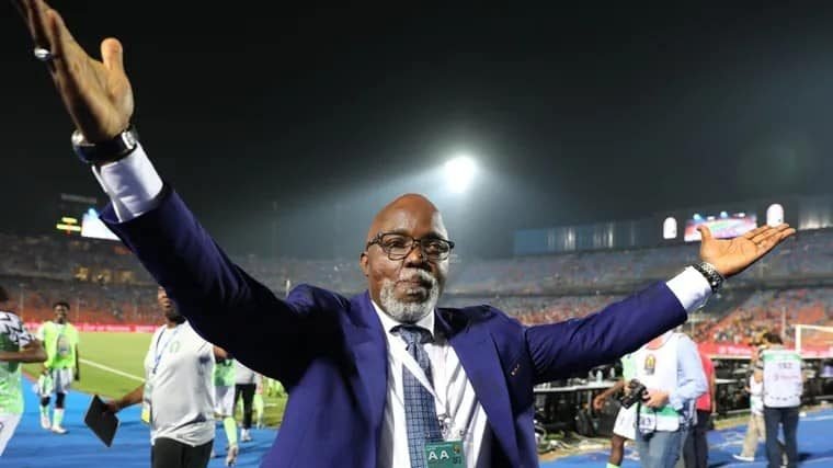 Pinnick has hit a brick wall as he bids for a 2nd term on the FIFA Council as COSAFA and CECAFA have thrown their weight behind his rivals