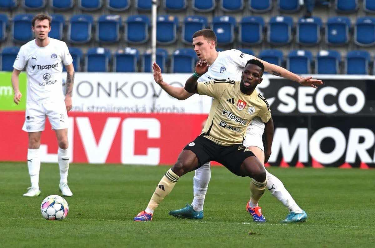 Ubong Ekpai scored his first goal of the season for Ceske, but it wasn’t enough to prevent a loss on Match Day 25 of the Czech Liga.